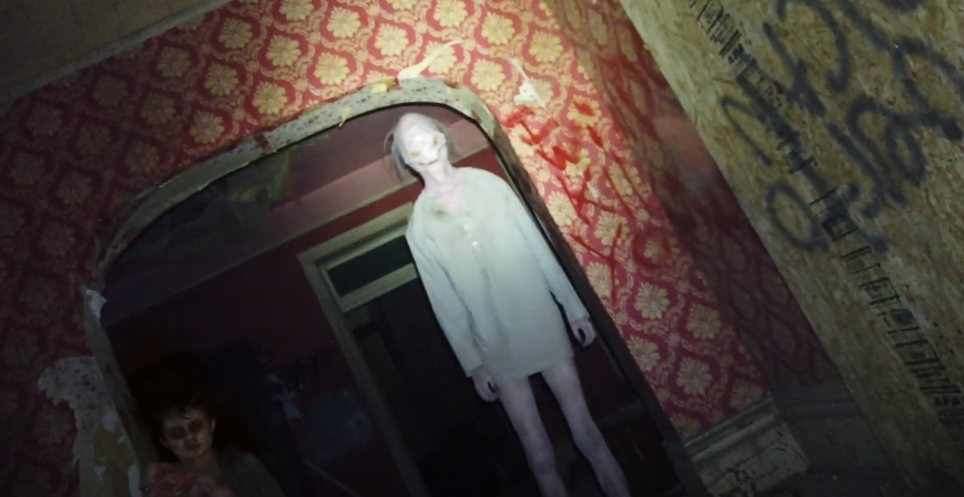 La nueva peli de Netflix que te hará gritar de miedo y reír a carcajadas