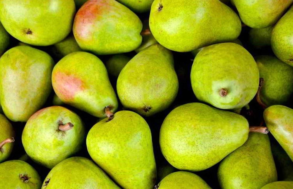 Esta fruta es el superalimento ideal para regular la presión alta y controlar azúcar en sangre 1 Moncloa Si tienes presión arterial alta o altos niveles de azúcar esta es la fruta que debes comer