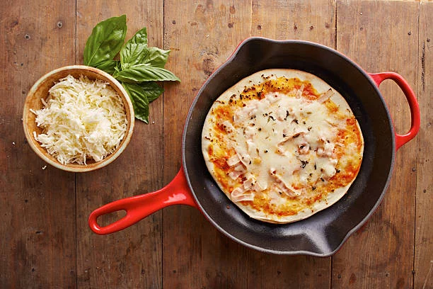 Pizza de atún sin horno para una cena rápida y nutritiva
