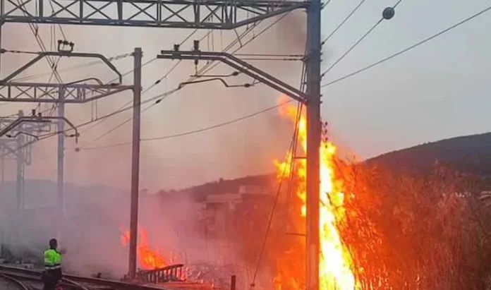 El robo de cobre en Rodalies provoca el caos en el transporte en Cataluña