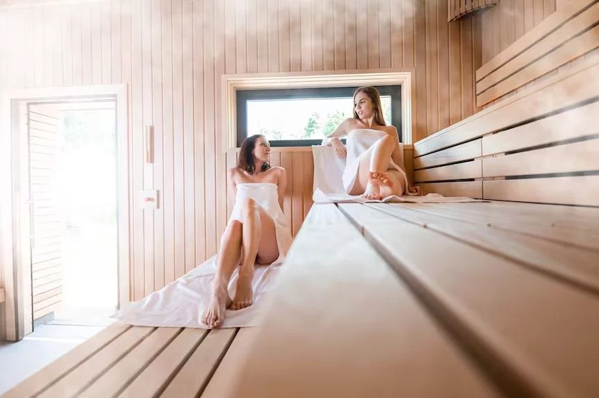 El truco detox de Elsa Pataky para una piel de ensueño 2 Moncloa El sauna en un estilo enviada sano