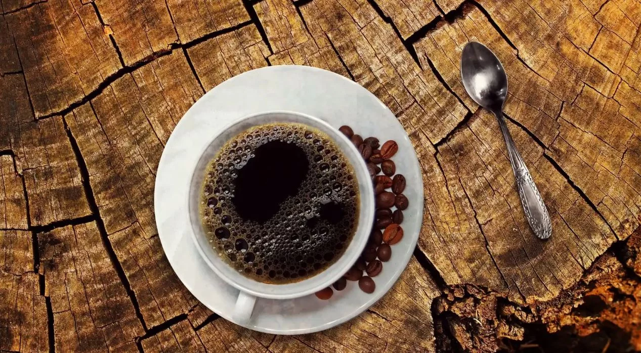 Tomar más de dos tazas de café al día podría poner en riesgo tu salud y esta es la razón