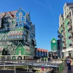 El increíble pueblo cercano a Ámsterdam que revoluciona las redes por parecer construido con Lego