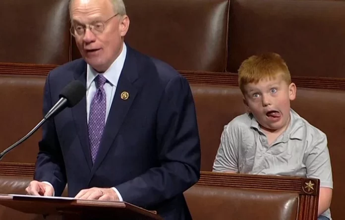 Las expresiones del hijo de un congresista de Estados Unidos que están dando de qué hablar