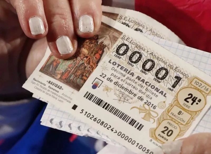 HACIENDA PROHIBE REVENDER LOS DÉCIMOS PREMIADOS