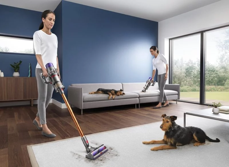 ASPIRADOR DE ESCOBA DYSON V10, REBAJADO EN CARREFOUR