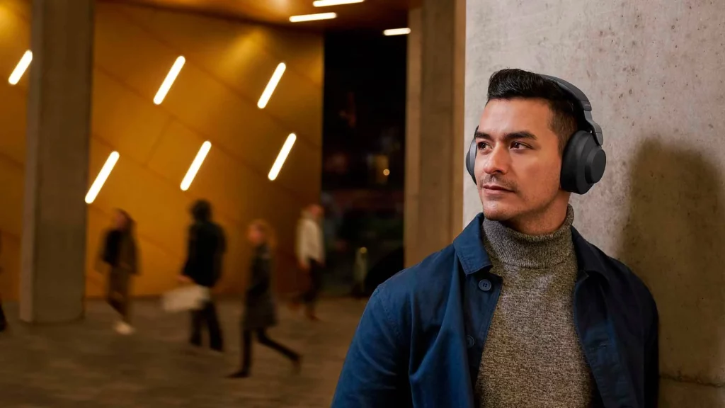 Auriculares con cable o sin cable: ¿cuál da mejor calidad de sonido? 2 Moncloa Auriculares Inalámbricos: libertad y tecnología