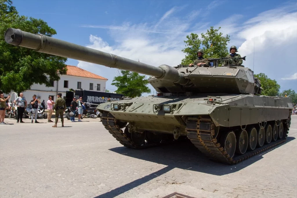 China construyó un arma que cambiaría la guerra: EE.UU., en alerta 3 Moncloa EuropaPress 4485142 tanque concentracion motera centenario acorazado base militar goloso 29 Moncloa