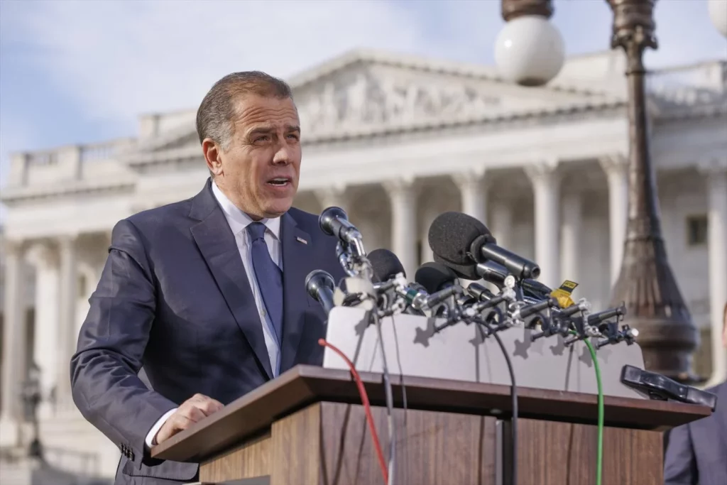 El juicio del hijo de Joe Biden acapara los focos de la política 2 Moncloa EuropaPress 5682850 washington dc dec 14 2023 hunter biden son of us president joe biden Moncloa