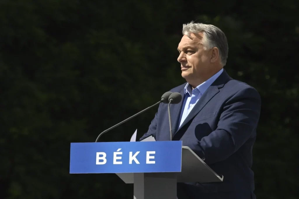 Hungría imita a Donald Trump para presidir la Unión Europea 2 Moncloa EuropaPress 6002347 01 june 2024 slovakia budapest hungarian prime minister viktor orban speaks Moncloa