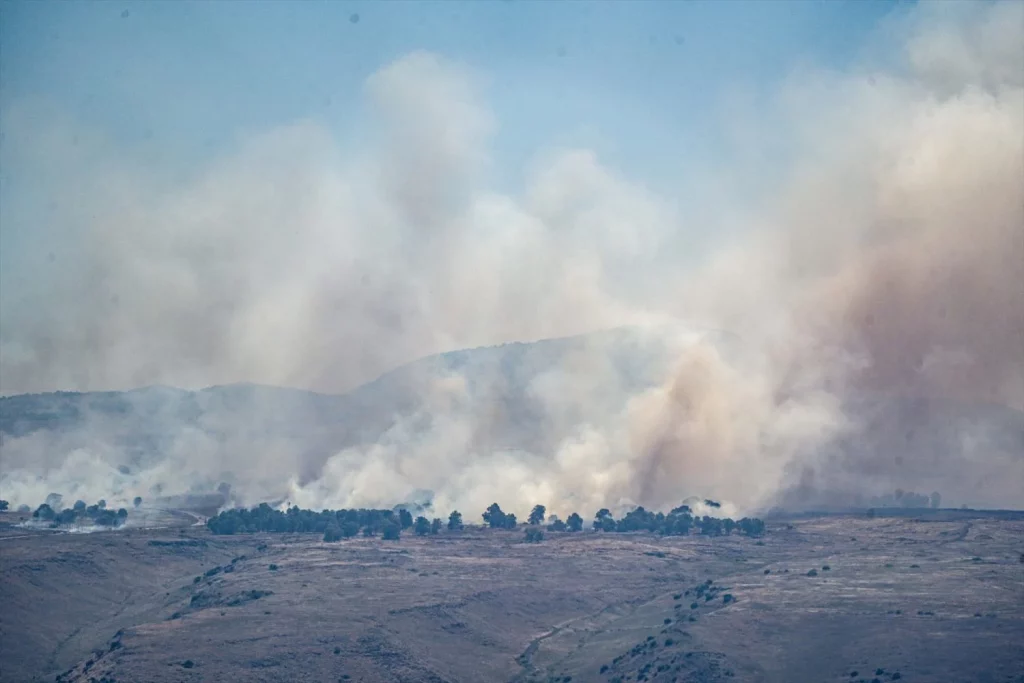 Así es el armamento que tiene Hezbolá en el Líbano 3 Moncloa EuropaPress 6048311 golan heights may 16 2024 smoke rises after rocket attack from southern Moncloa