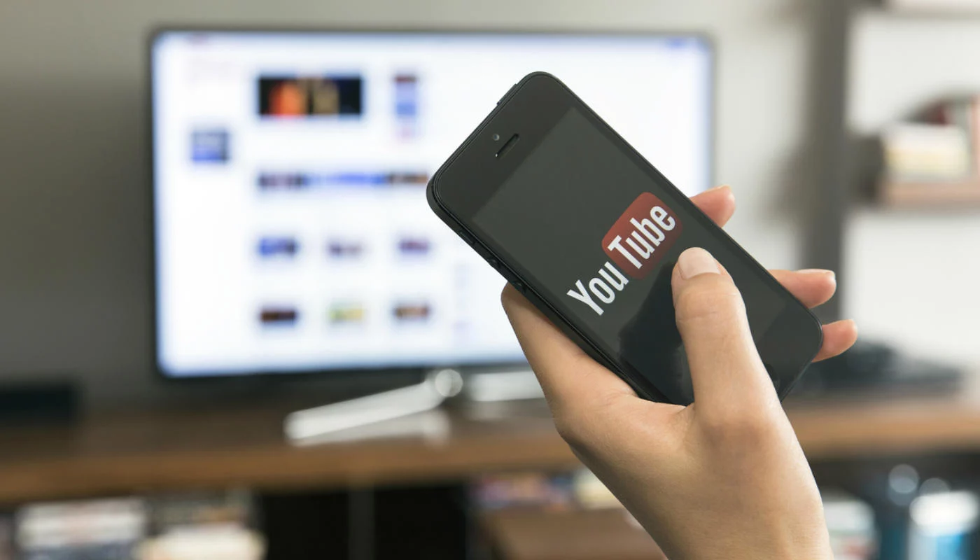 YouTube presenta la función más esperada para tus noches