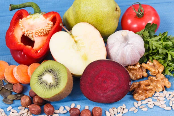 Estos son los 5 alimentos veganos antiinflamatorios para tu hígado