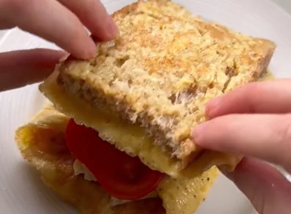 Sándwich alto en proteínas: el truco definitivo 1 Moncloa Un sándwich alto en proteínas con pan integral