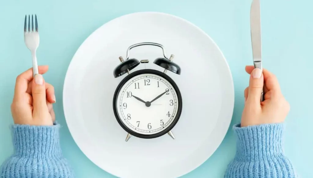 4 claves para hacer ayuno intermitente de la forma correcta y eliminar la barriga pronunciada 1 Moncloa Reducir el hongo cándida es otra de las claves para hacer un buen ayuno Intermitente