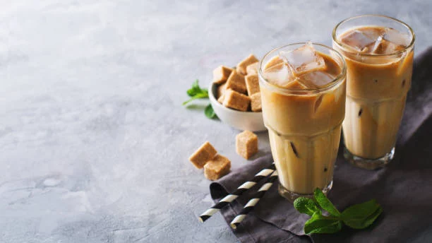 3 bebidas fáciles, ricas y sanas para combatir el calor