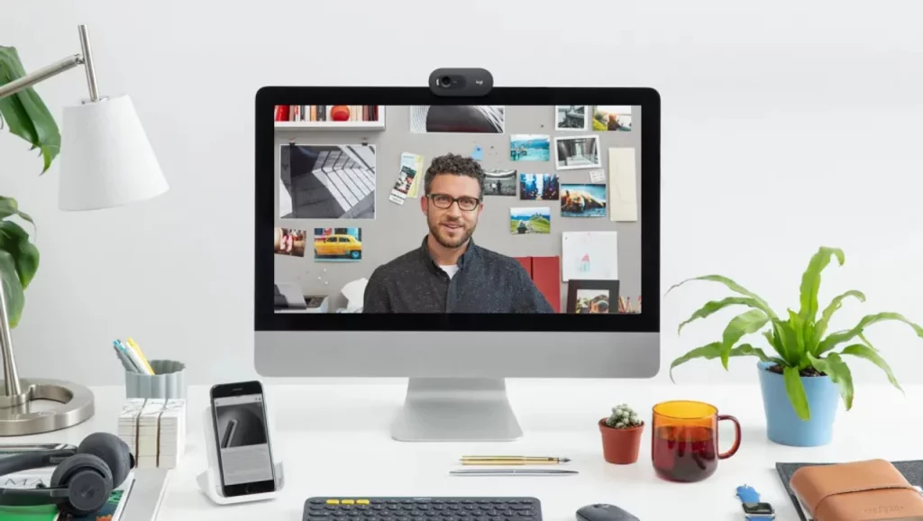 El truco para convertir tu móvil en cámara web y mejorar tus videollamadas 1 Moncloa Requisitos previos a tener en cuenta para este truco
