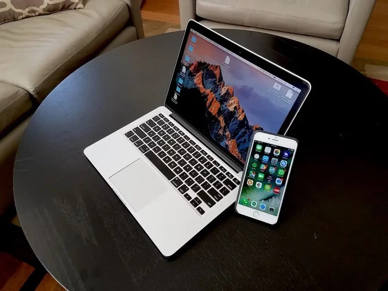 El truco para convertir tu móvil en cámara web y mejorar tus videollamadas 2 Moncloa Configuración de la cámara de tu celular en el ordenador