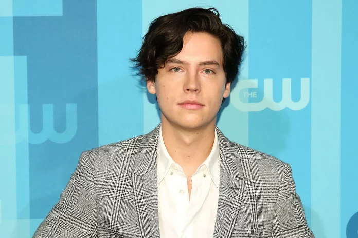 Como Cole Sprouse, otras 3 estrellas que estudiaron carreras ajenas a la actuación