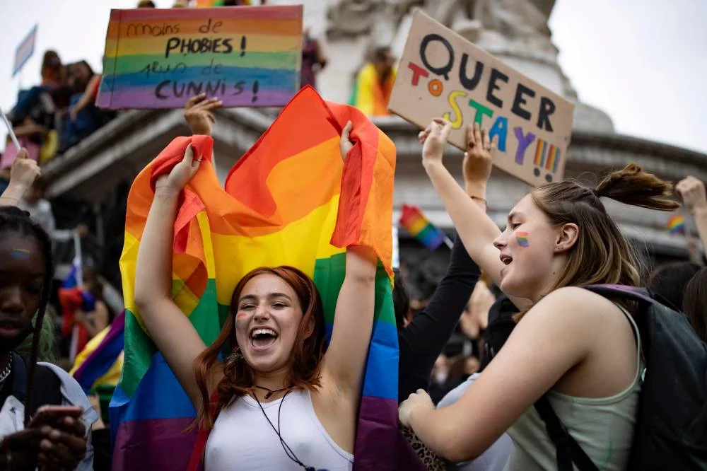 3 países donde no se celebra el mes del orgullo LGBT 1 Moncloa Pakistán y los Emiratos Árabes, los países más extremos