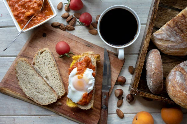 No desayunes 2 huevos: cómo preparar un desayuno alto en proteínas