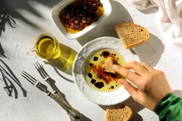 Comer esto te hará vivir más años según los expertos en nutrición 2 Moncloa Controla el apetito y mantiene el peso saludable