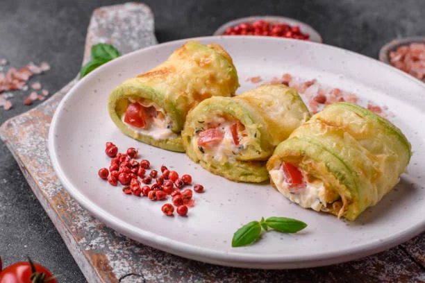 Brochetas de calabacín: una opción saludable y sencilla en la freidora de aire con 3 ingredientes