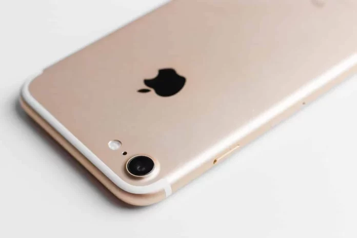 Así funciona la nueva linterna de iPhone
