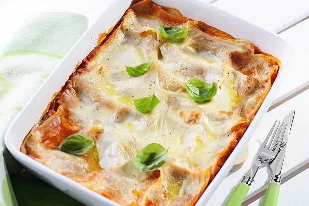 Lasaña saludable de carne y verduras asadas: ¡perfecta para tu dieta keto!