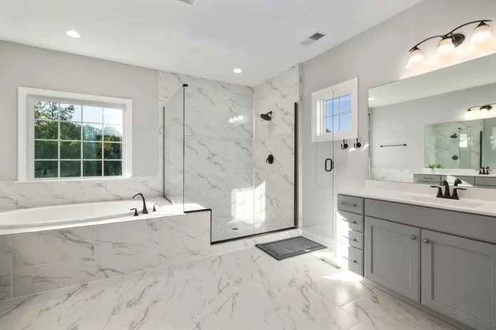 Mamparas modernas para la reforma del baño