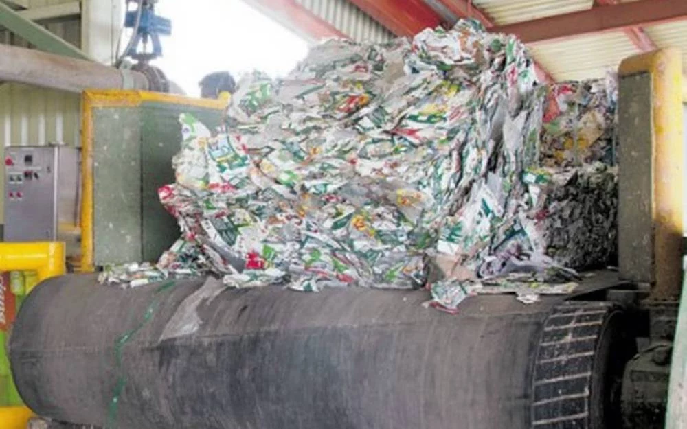 Cartones reciclados se convierten en casas: Cómo es el nuevo furor viral que arrasa en Europa 1 Moncloa Los ladrillos revolucionarios son de cartones