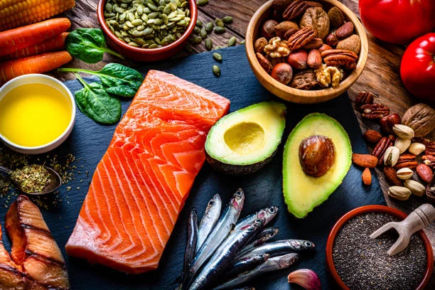 El alimento que supera al caldo de huesos en colágeno y al salmón en omega-3 que debes incluir en tu dieta