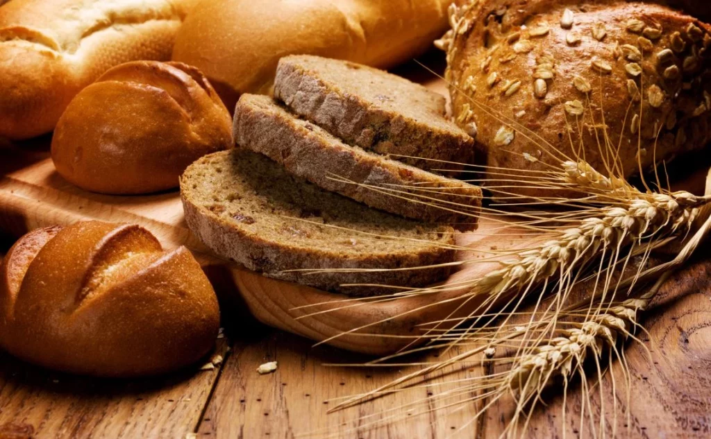 Los médicos advierten: deja de consumir pan integral por este motivo 1 Moncloa ¿Cómo identificar un pan integral poco saludable?