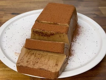 Sin azúcar y con solo 4 ingredientes: el postre de café del momento