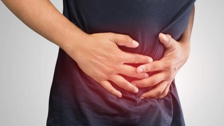 El remedio natural que realmente funciona para tu acidez estomacal