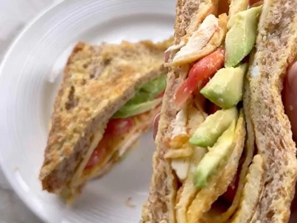 Sándwich alto en proteínas: el truco definitivo