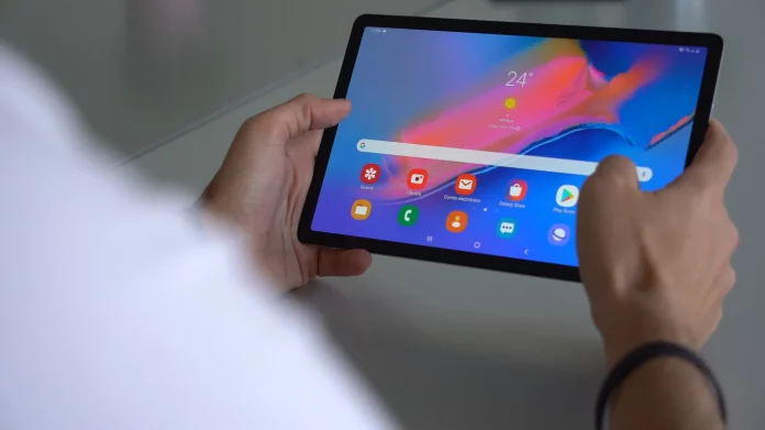 Transforma una tablet antigua en un panel de control para tu hogar inteligente