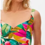 El vestido midi tropical de Primark con el que te sentirás más que cómoda