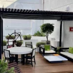 ¡Renueva tu espacio exterior con estilo! descubre la pérgola de Alcampo que fusiona minimalismo y romanticismo para tu jardín o terraza
