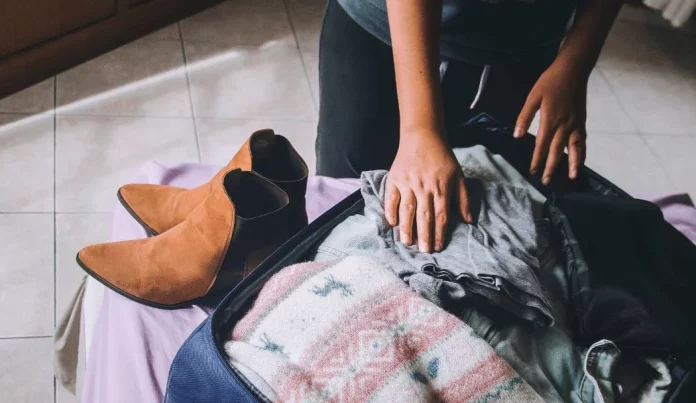 Una influencer desvela su método infalible para no pagar por exceso de equipaje