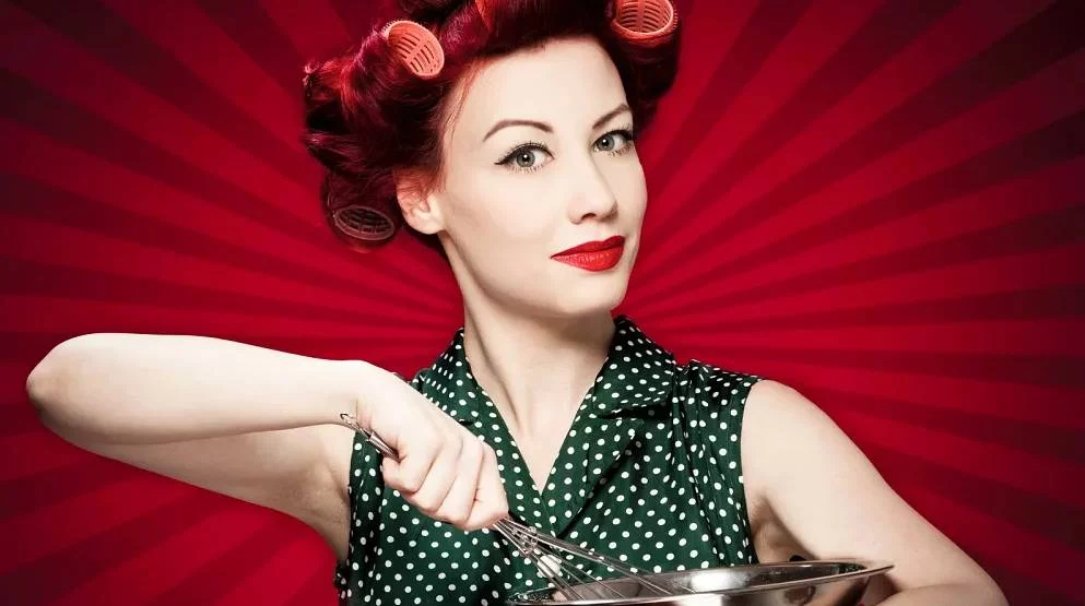 Qué es la tradwife, la tendencia que despertó polémica 