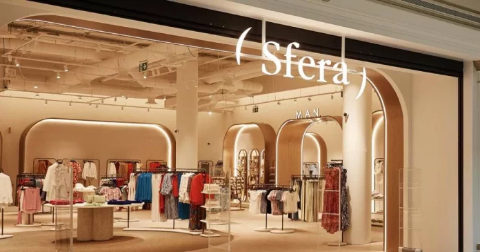 El vestido de Sfera que lo tiene todo: elegancia, estilo y un precio imbatible en El Corte Inglés