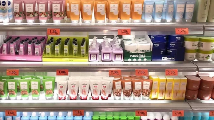 Mercadona lanza un perfume de 7€ que compite con los de lujo y gana