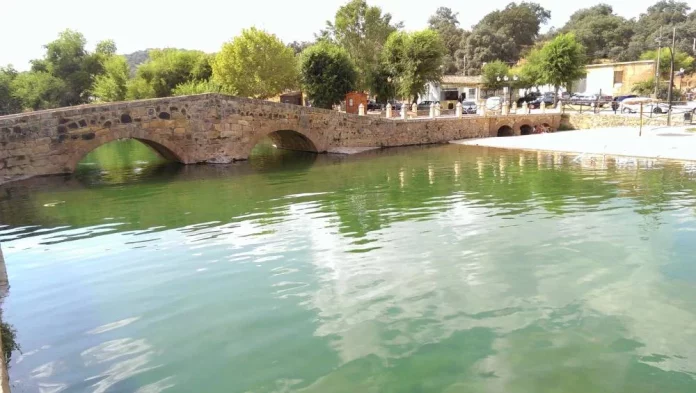 El paraíso natural en Sevilla que todos están eligiendo para combatir el calor