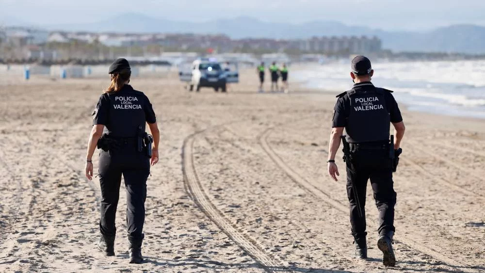 El kit antirrobo que todo bañista en España debería tener