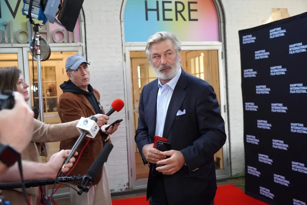 Comienza el juicio a Alec Baldwin por homicidio involuntario tras el disparo en el set de 'Rust' 2 Moncloa EuropaPress 4959080 actor alec baldwin Moncloa