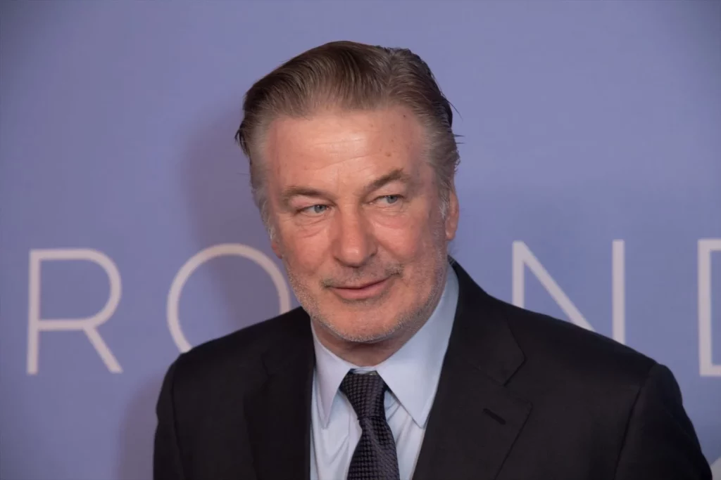 Juicio de Alec Baldwin fue pausado por esta razón 1 Moncloa Alec Baldwin está en juicio