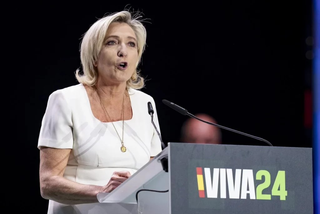 Desaparece del equipo de Le Pen una candidata que se fotografió con una gorra nazi 3 Moncloa EuropaPress 5970609 diputada asamblea nacional francia candidata presidencia republica marine Moncloa