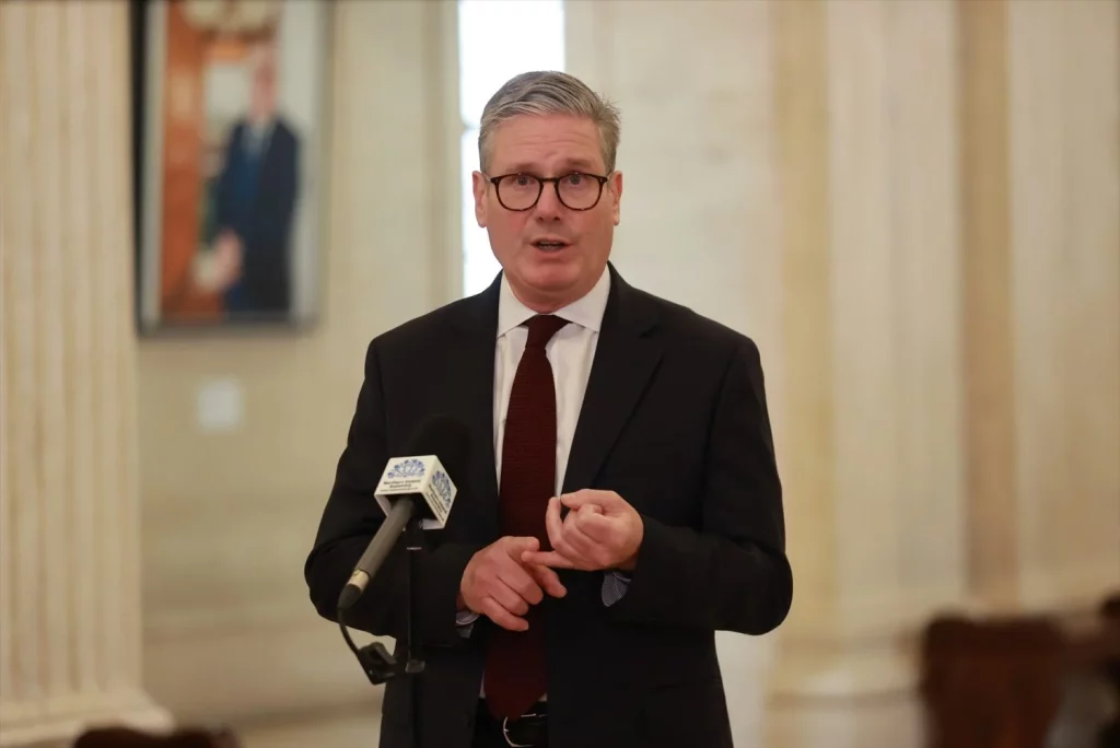 Starmer inició su gira como primer ministro británico