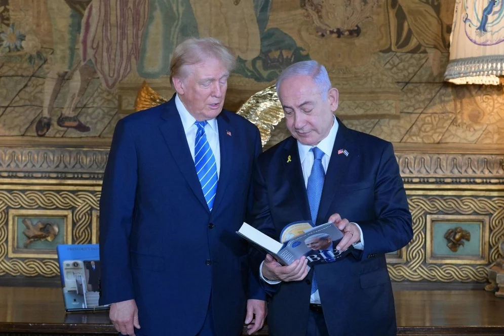 España ayudará a la intervención norteamericana en Irán "dentro de lo establecido" 2 Moncloa Trump y Nethayahu (Fuente: Agencias)